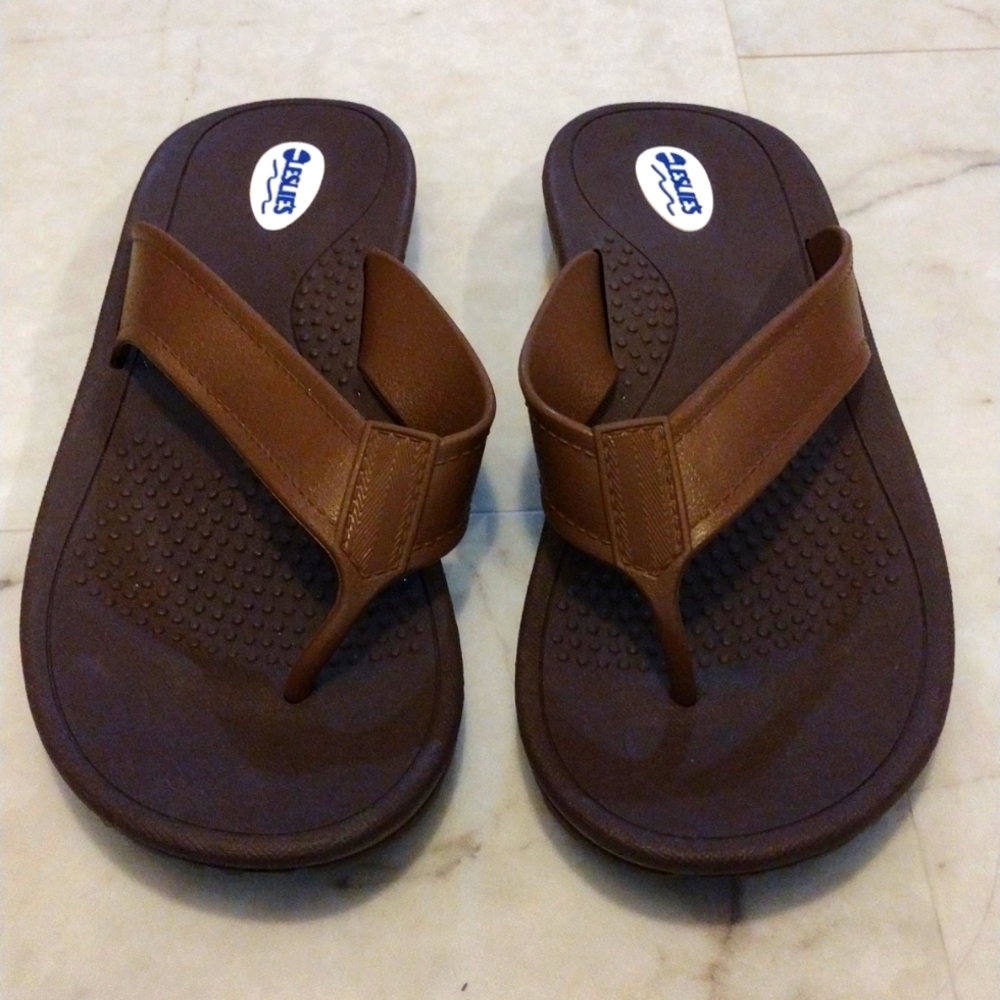 Leslie's flip flop sandals.